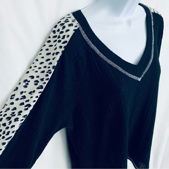 Hailey & Co Long Sleeve Top Size Large - Picture 5 of 10